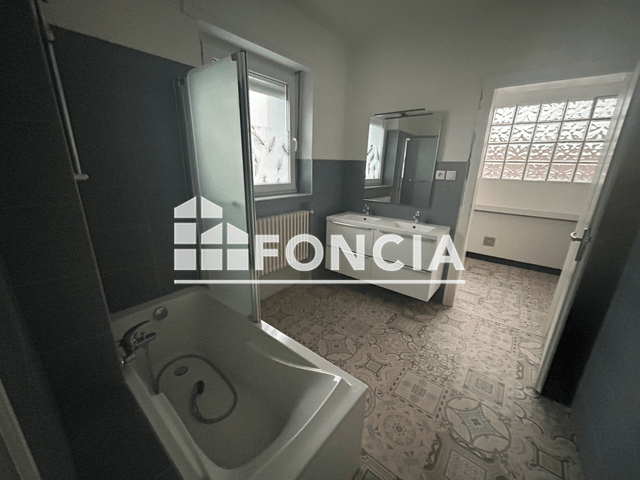 Appartement 5 pièces (112.33 m²) à louer - Thionville (57100)