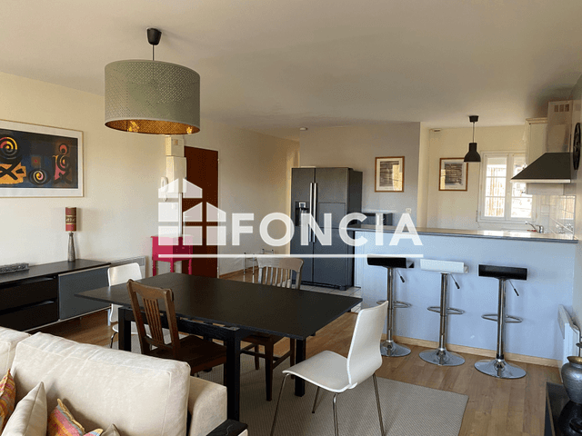 Appartement meublé 3 pièces (75.75 m²) à louer - Orleans (45100)