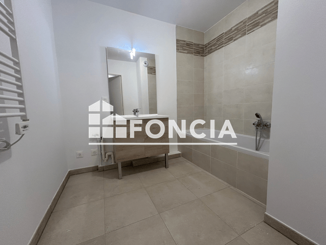 Appartement 3 pièces (64.99 m²) à louer - Roquefort Les Pins (06330)