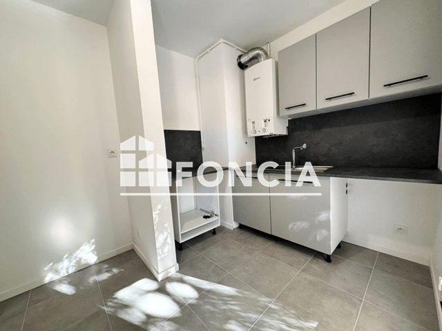 Appartement 3 pièces (72 m²) à louer - Toulon (83000)