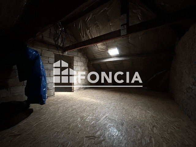 Maison 4 pièces (94 m²) à louer - Charleville-mezieres (08000)