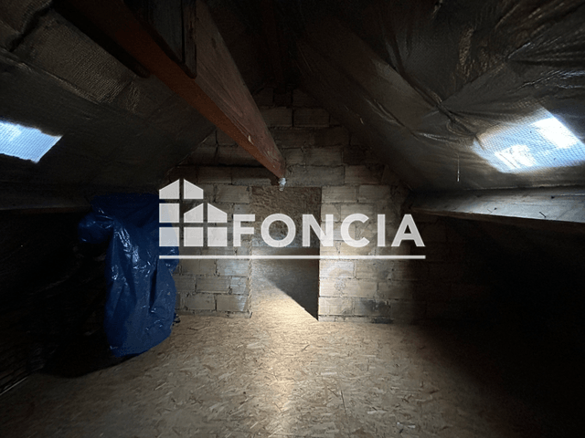 Maison 4 pièces (94 m²) à louer - Charleville-mezieres (08000)