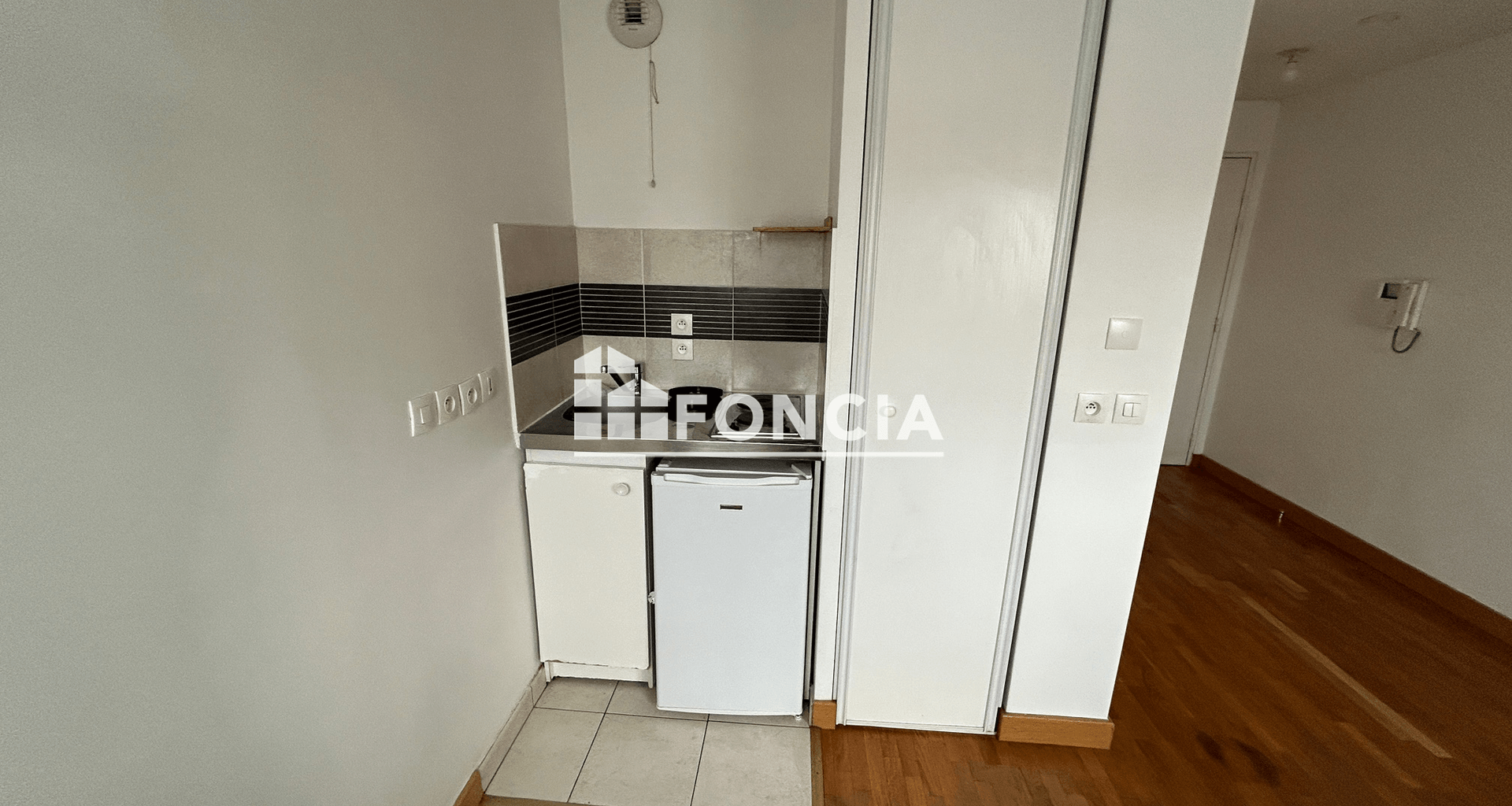 Studio (18.41 m²) à louer - Villejuif (94800)