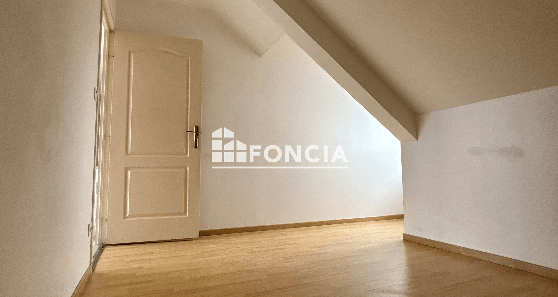 Appartement 3 pièces (43.79 m²) à louer - Villemandeur (45700)