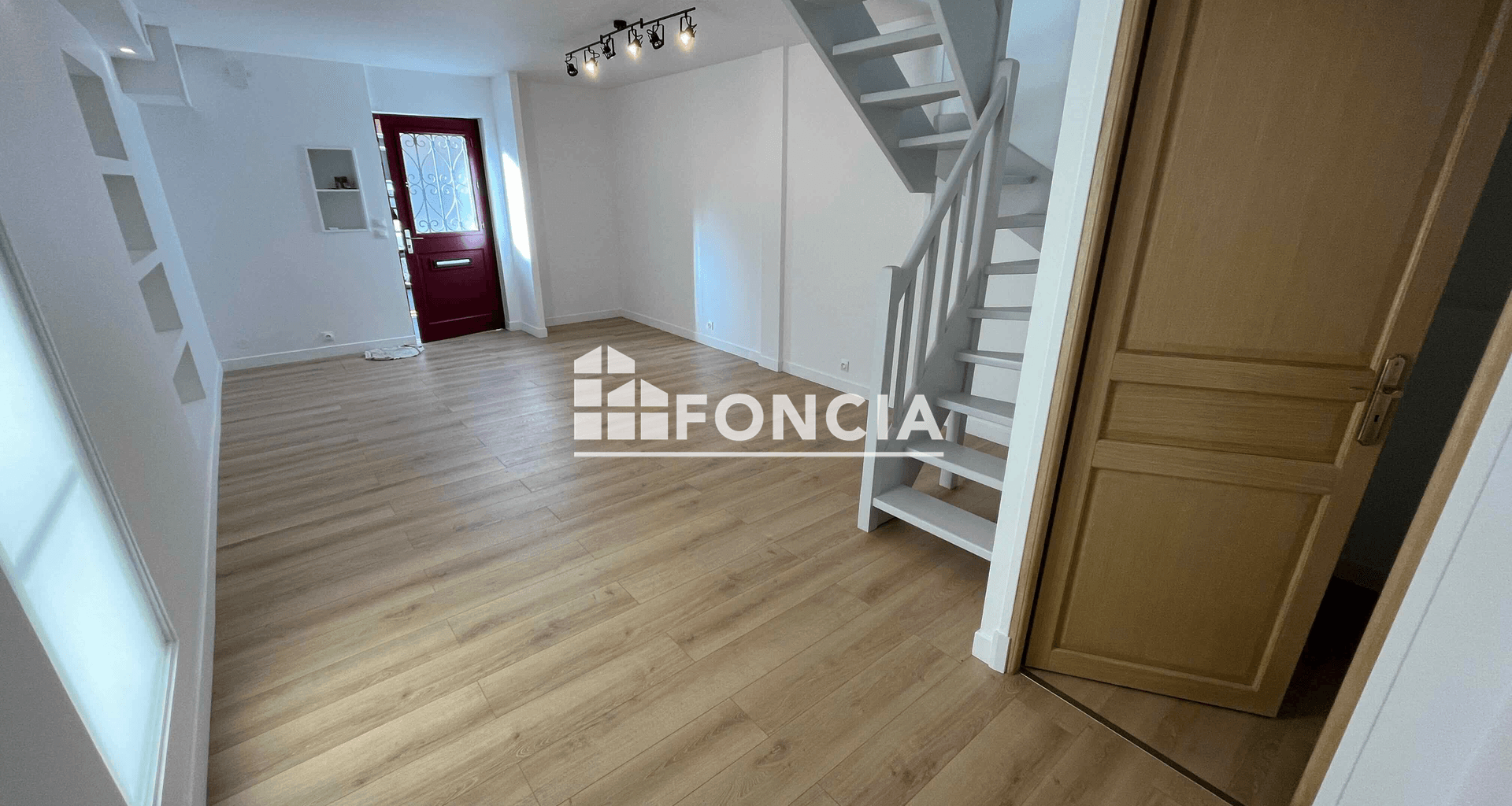 Maison 5 pièces (105 m²) à louer - Tours (37000)