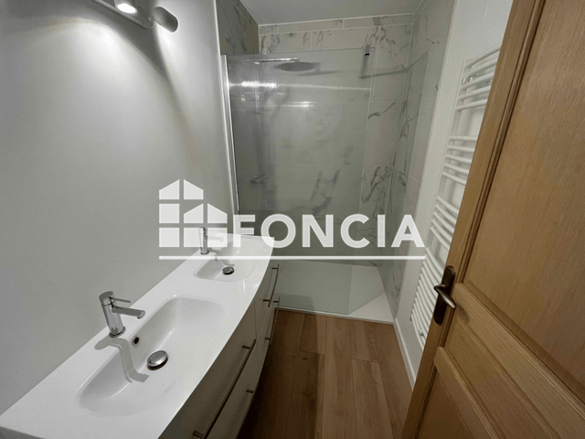 Maison 5 pièces (105 m²) à louer - Tours (37000)