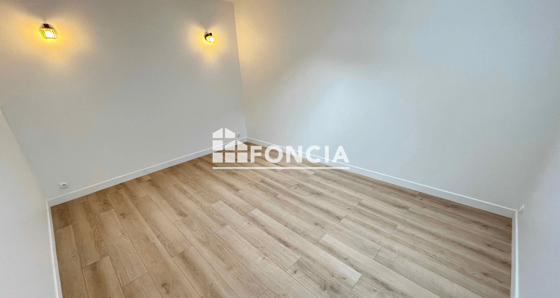 Maison 5 pièces (105 m²) à louer - Tours (37000)