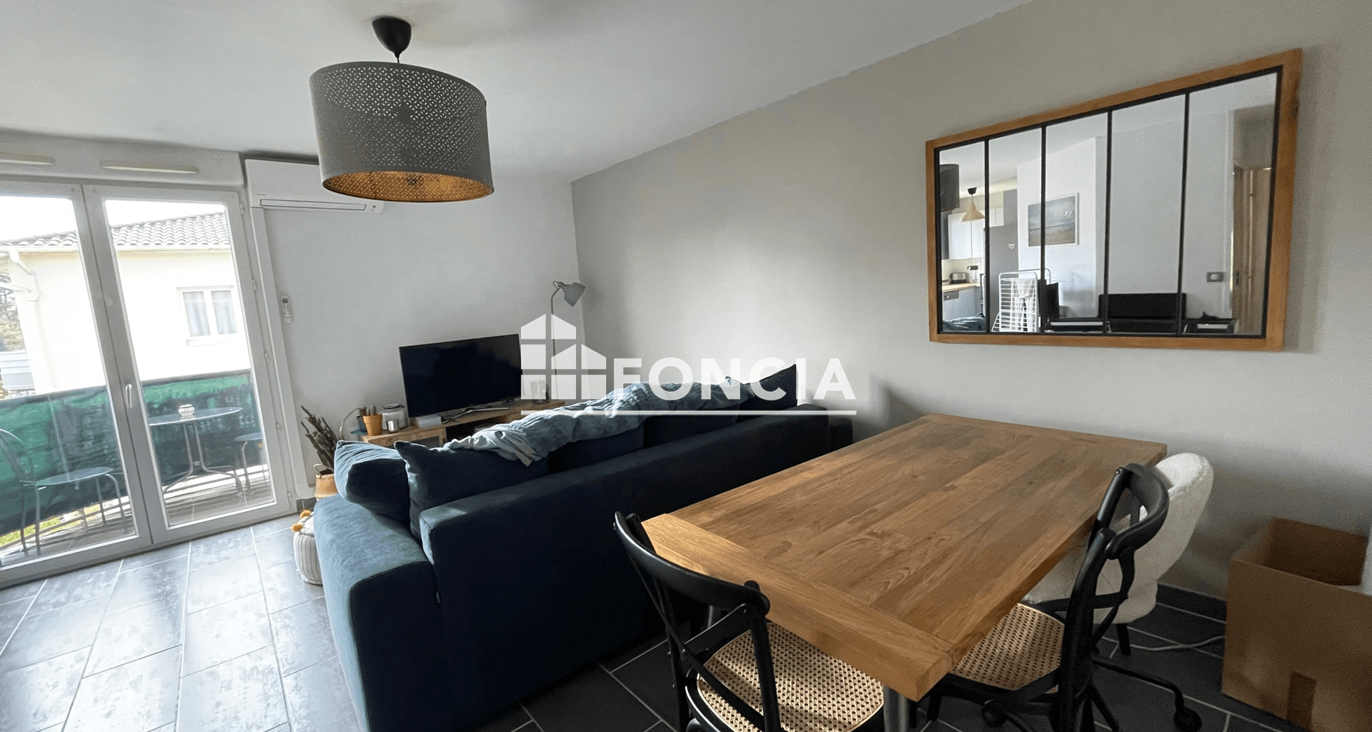 Appartement meublé 2 pièces (55.145 m²) à louer - Décines-charpieu (69150)