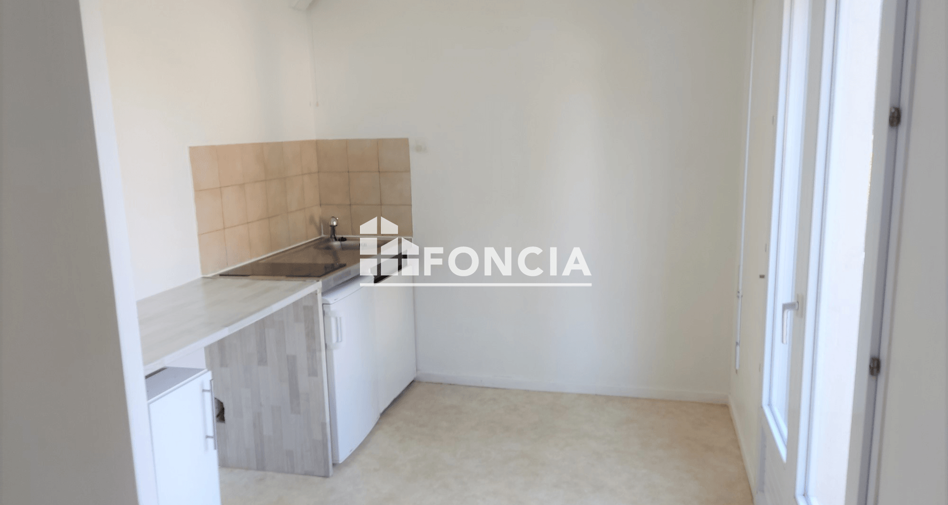 Studio (27 m²) à louer - Dammarie-les-lys (77190)