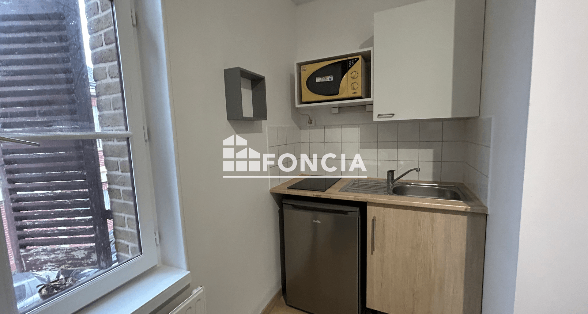 Studio meublé (10.44 m²) à louer - Amiens (80000)