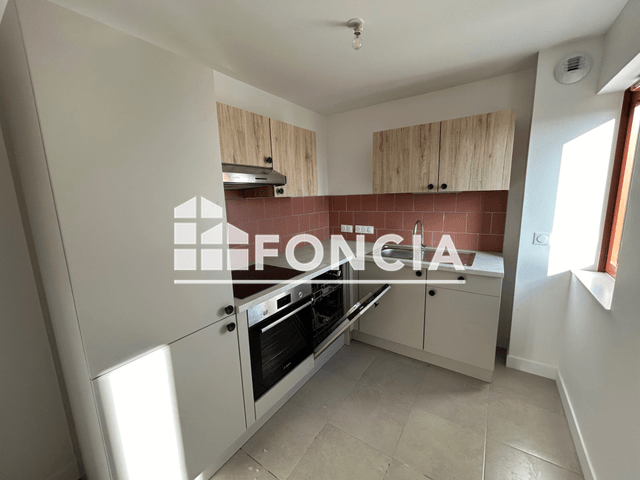 Appartement 3 pièces (66.01 m²) à louer - Armentieres (59280)