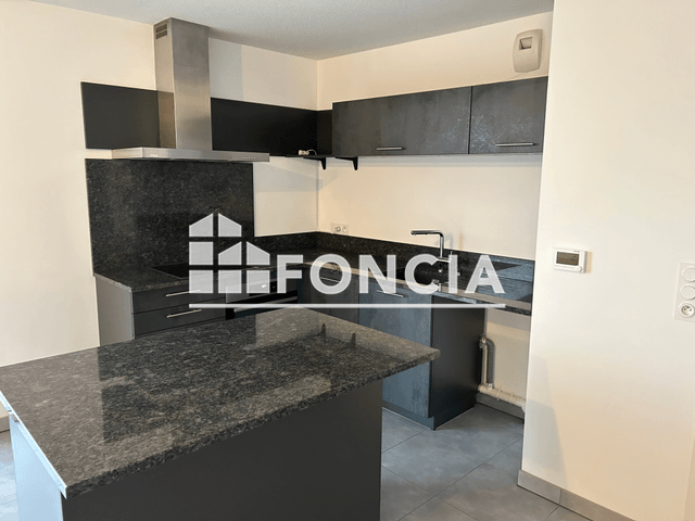 Appartement 3 pièces (82 m²) à louer - Schiltigheim (67300)