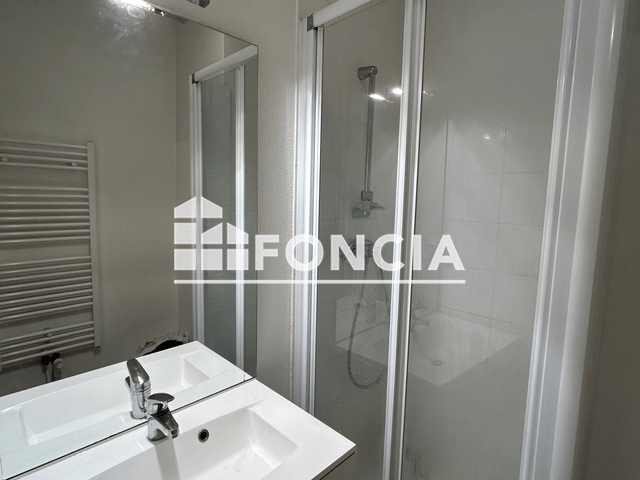 Appartement 2 pièces (43.54 m²) à louer - Roanne (42300)