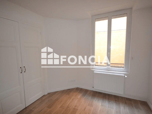 Appartement 2 pièces (43.54 m²) à louer - Roanne (42300)