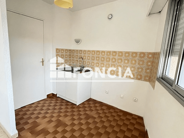 Studio (32.68 m²) à louer - St Laurent Du Var (06700)