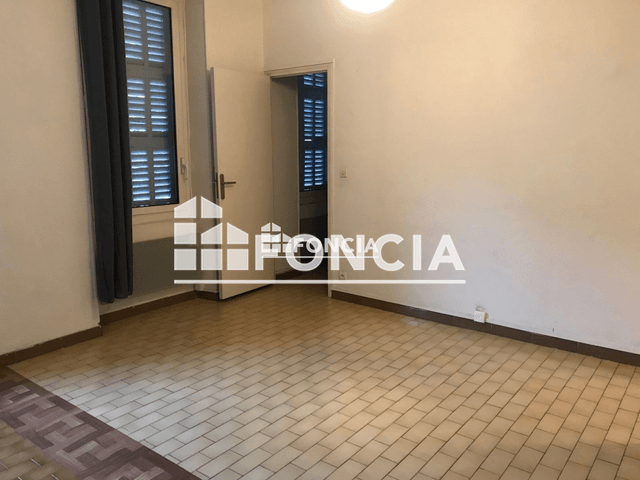 Appartement 2 pièces (32.15 m²) à louer - Marseille 1ᵉʳ (13001)