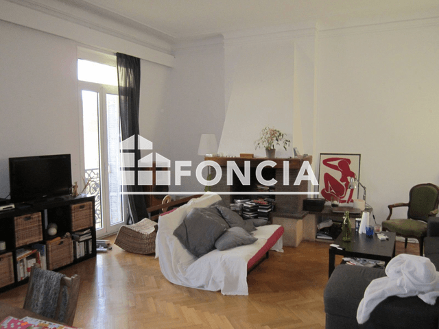 Appartement 2 pièces (71.56 m²) à louer - Marseille 7ᵉ (13007)