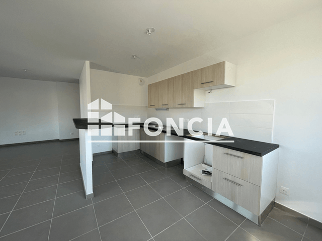Appartement 3 pièces (77.45 m²) à louer - Marseille 14ᵉ (13014)