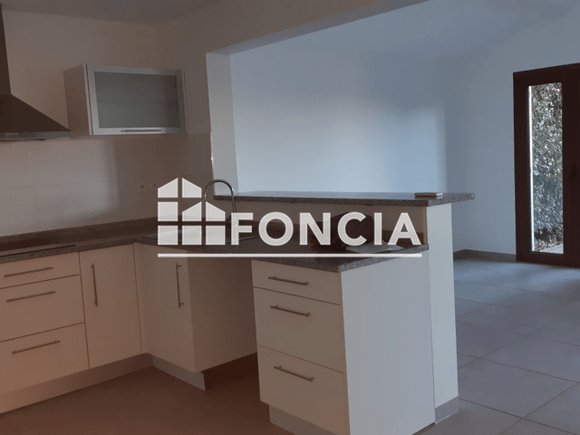 Maison 3 pièces (80.56 m²) à louer - Aix-en-provence (13090)