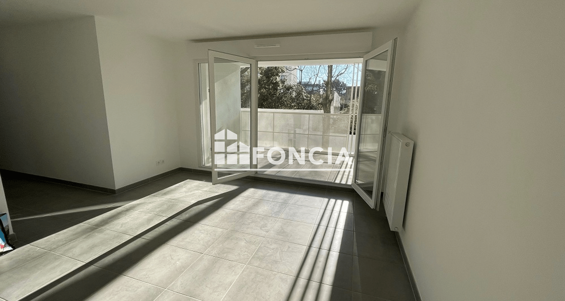Appartement 2 pièces (46.7 m²) à louer - Marseille 8ᵉ (13008)