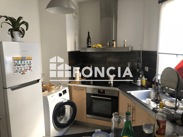 Appartement 3 pièces (67.67 m²) à louer - Marseille 6ᵉ (13006)