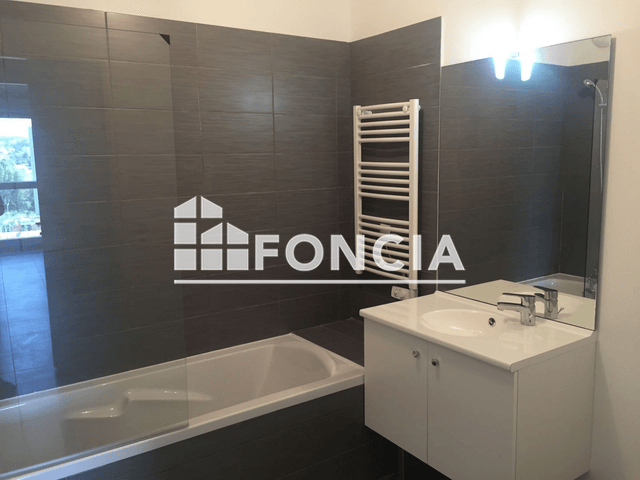 Appartement 3 pièces (66.07 m²) à louer - Marseille 10ᵉ (13010)