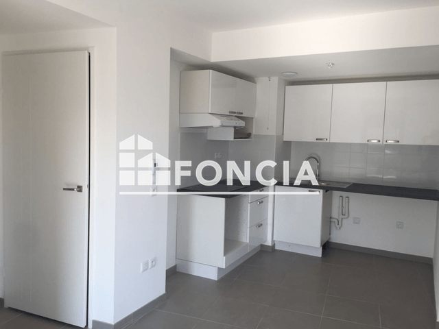 Appartement 3 pièces (65.73 m²) à louer - Marseille 10ᵉ (13010)