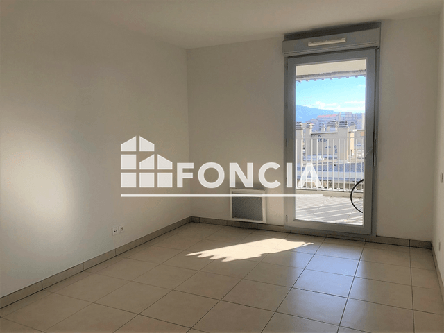 Appartement 3 pièces (57.79 m²) à louer - Marseille 1ᵉʳ (13001)