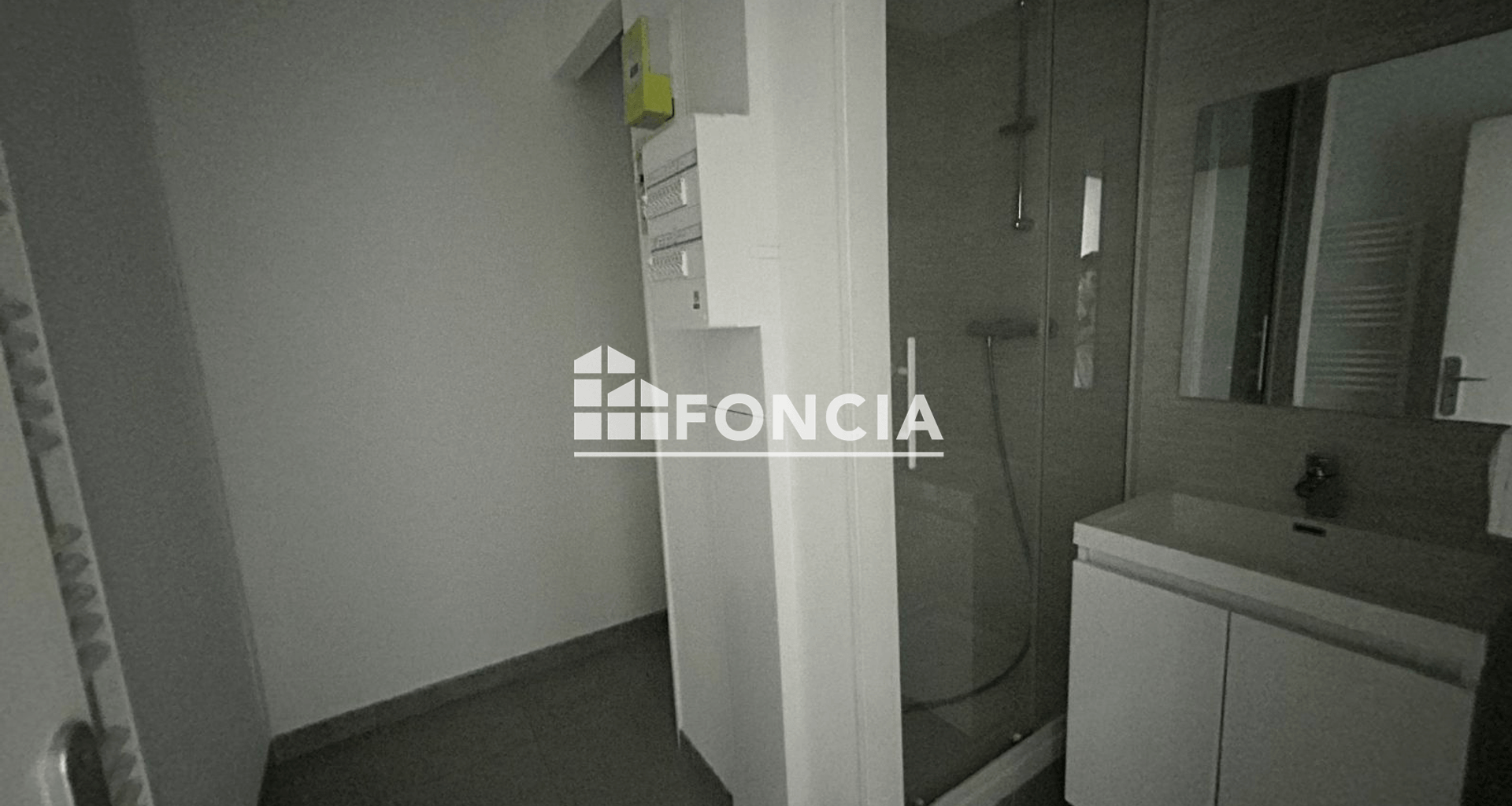 Appartement 3 pièces (69.08 m²) à louer - Lyon 8ᵉ (69008)