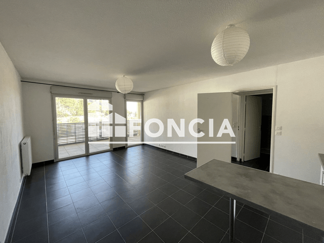 Appartement 2 pièces (43.05 m²) à louer - Cuers (83390)