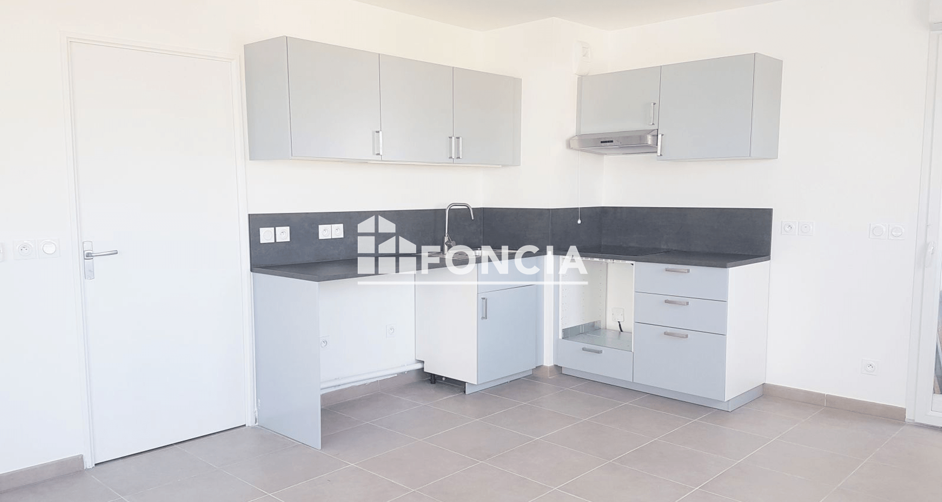Appartement 2 pièces (43 m²) à louer - Marseille 15ᵉ (13015)