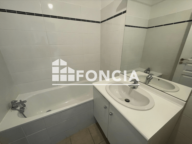 Appartement 3 pièces (50.31 m²) à louer - Marseille 5ᵉ (13005)