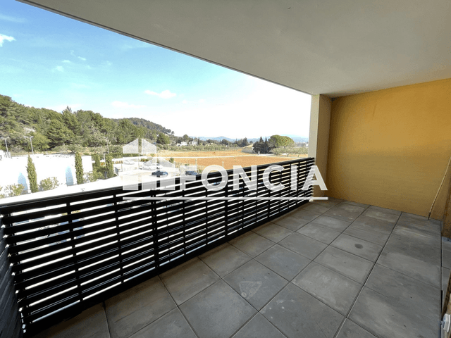 Appartement 2 pièces (43.05 m²) à louer - Cuers (83390)