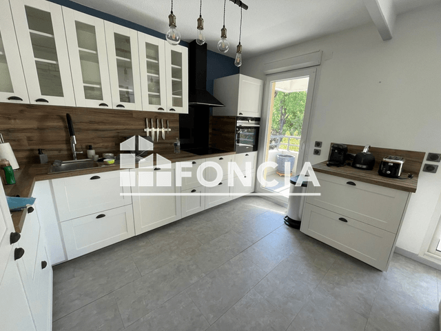 Appartement meublé 2 pièces (46.56 m²) à louer - Marseille 12ᵉ (13012)