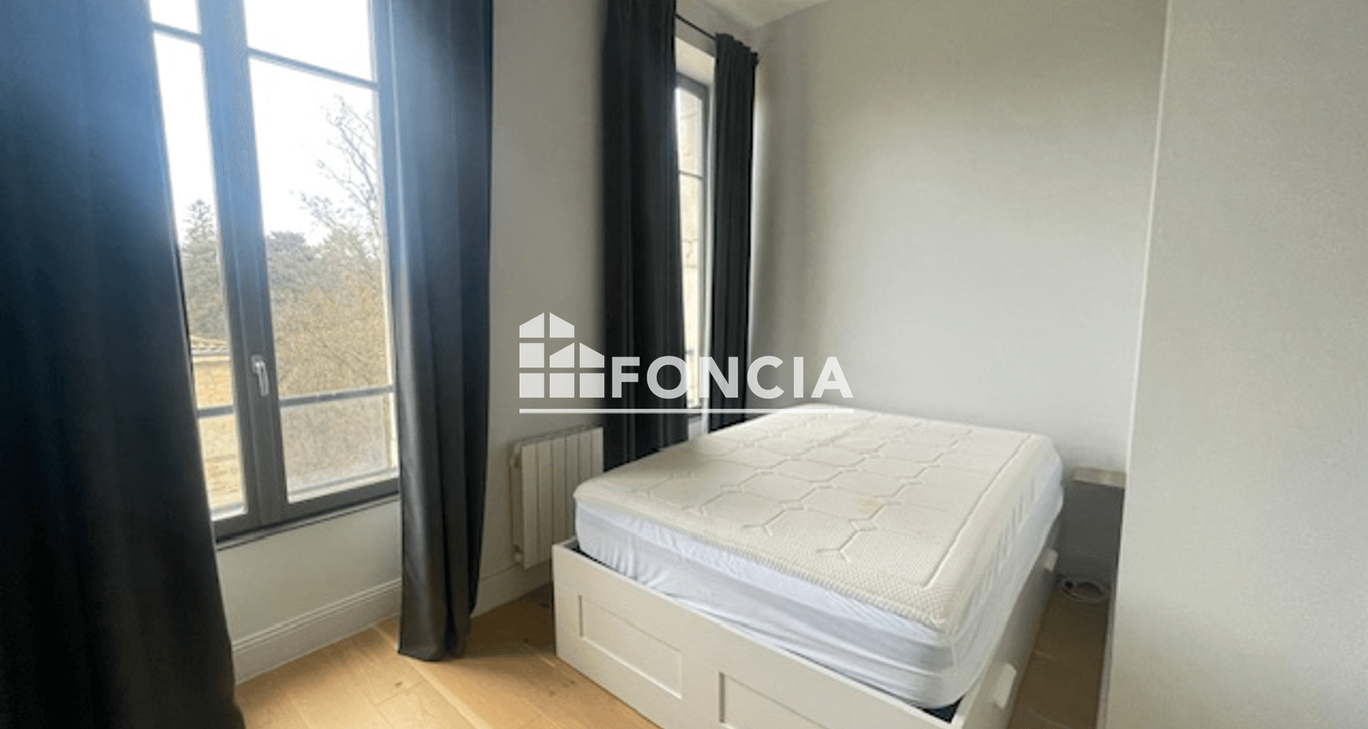 Appartement meublé 2 pièces (42.15 m²) à louer - Champagne-au-mont-d'or (69410)