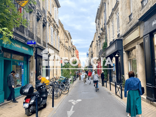 Appartement 3 pièces (112.39 m²) à louer - Bordeaux (33000)