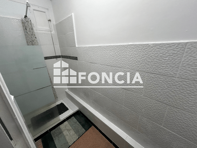 Appartement meublé 3 pièces (68.66 m²) à louer - Marseille 4ᵉ (13004)