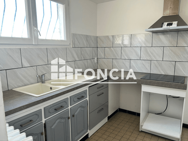 Maison 4 pièces (80 m²) à louer - Six-fours (83140)
