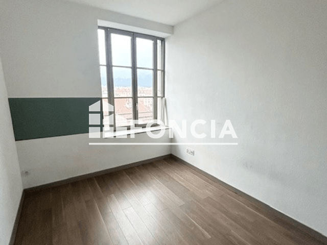 Appartement 4 pièces (111 m²) à louer - Saint-etienne (42000)