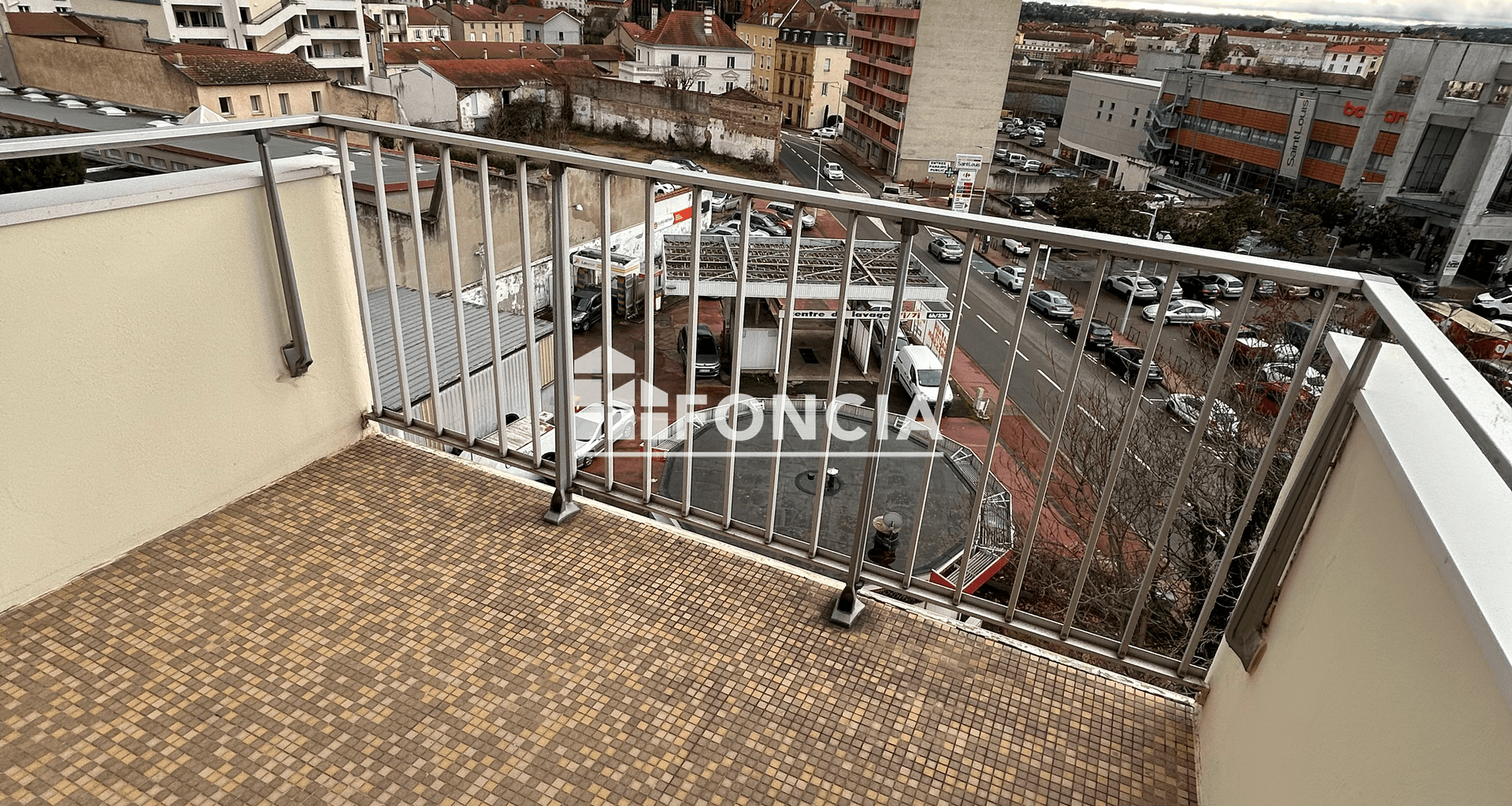 Appartement 5 pièces (94.38 m²) à louer - Roanne (42300)
