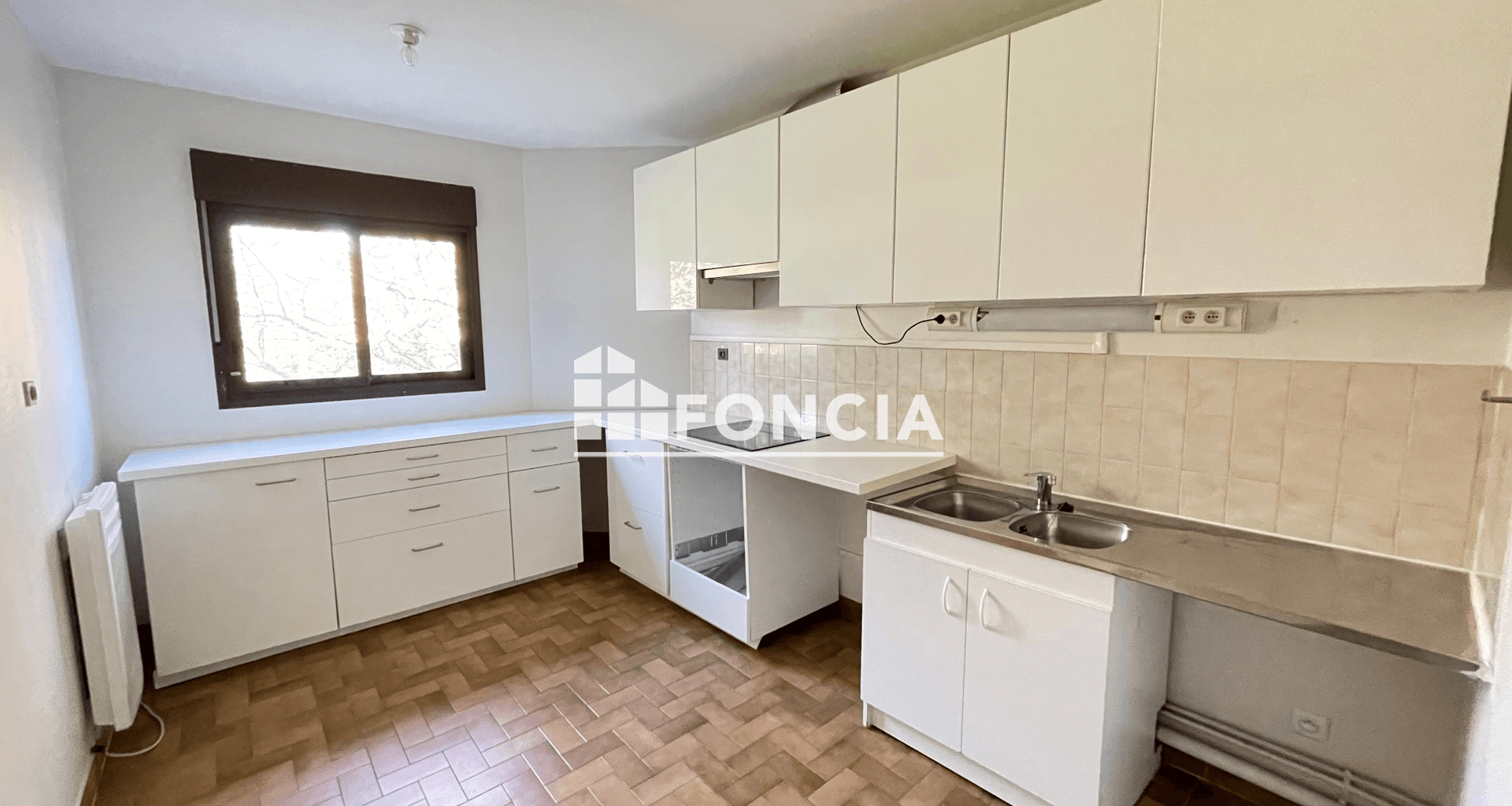 Appartement 4 pièces (99.8 m²) à louer - ÉCully (69130)