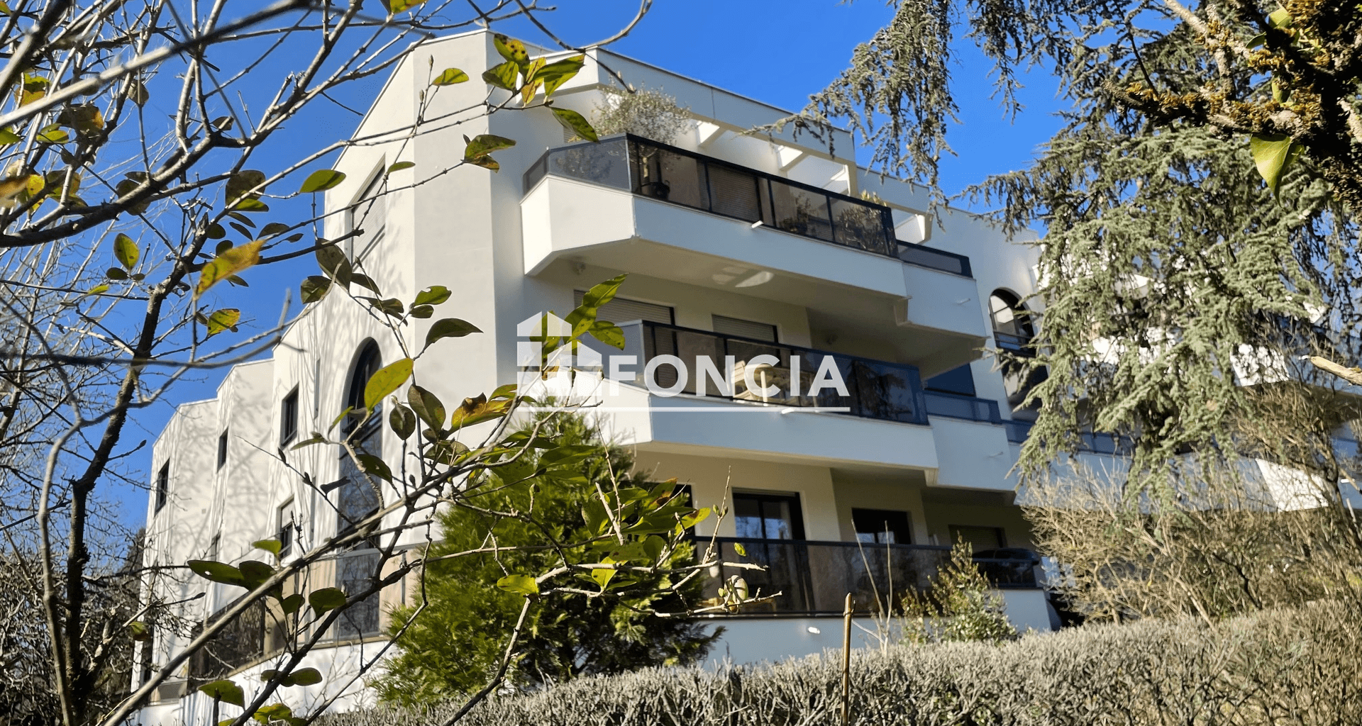 Appartement 4 pièces (99.8 m²) à louer - ÉCully (69130)