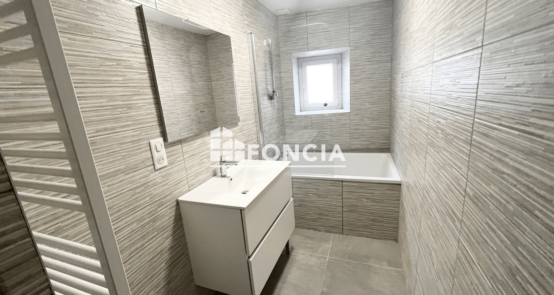 Maison 3 pièces (92.01 m²) à louer - Cornas (07130)