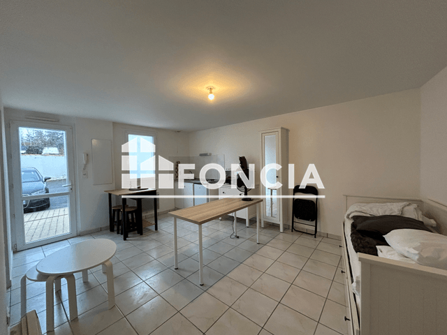 Studio meublé (21.99 m²) à louer - La Roche Sur Yon (85000)