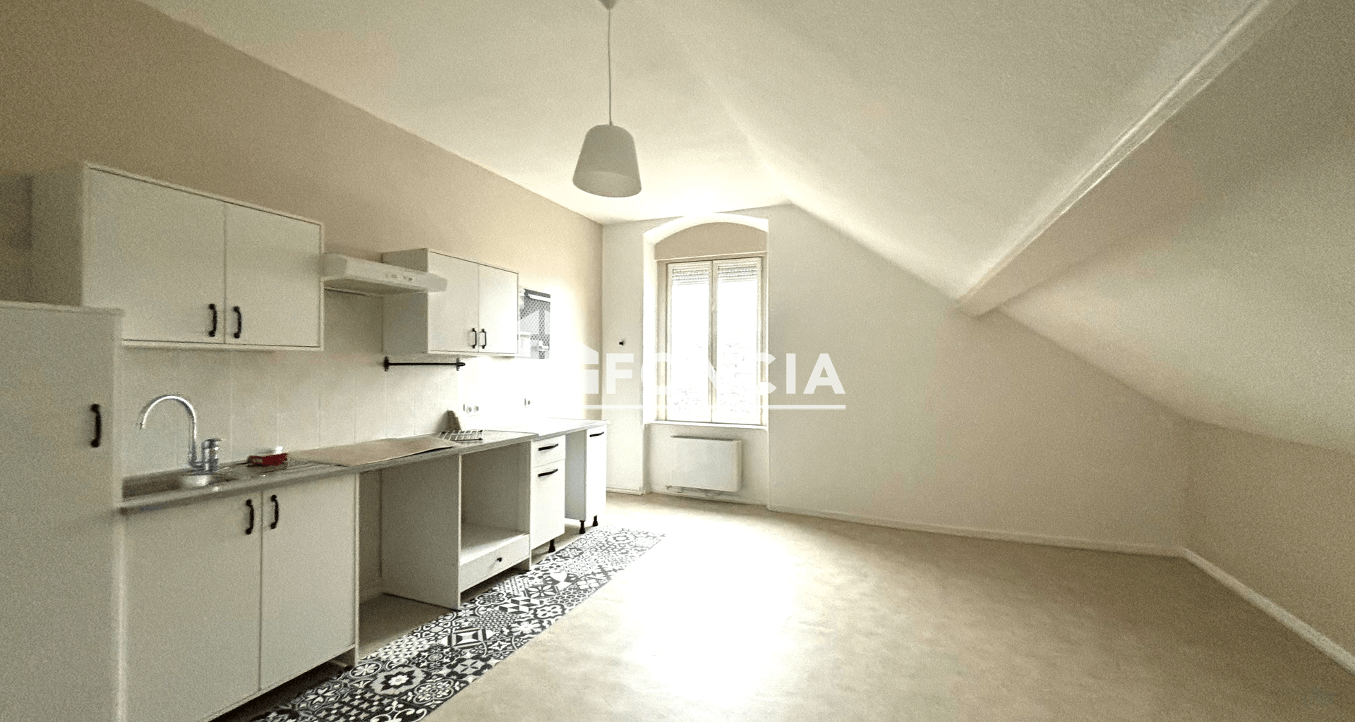 Appartement 2 pièces (42.23 m²) à louer - Villefranche-sur-saône (69400)