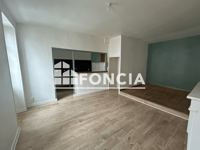 Appartement 3 pièces (72 m²) à louer - Rochefort (17300)