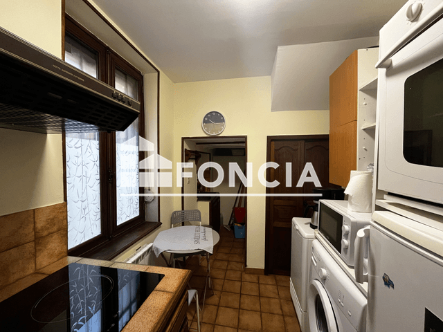 Appartement meublé 2 pièces (38.45 m²) à louer - Charleville-mezieres (08000)