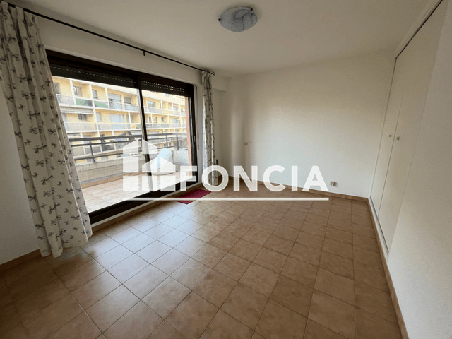 Appartement 2 pièces (43 m²) à louer - Menton (06500)