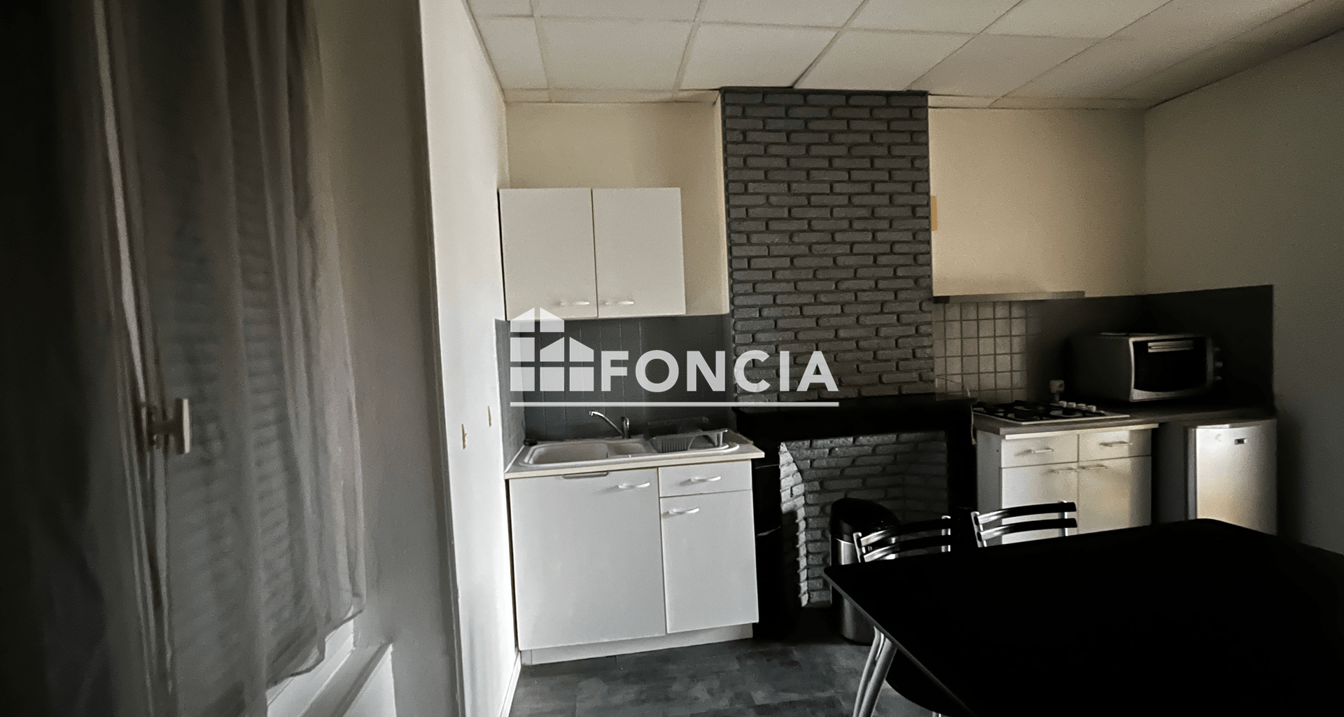 Studio meublé (31.08 m²) à louer - Charleville-mézières (08000)