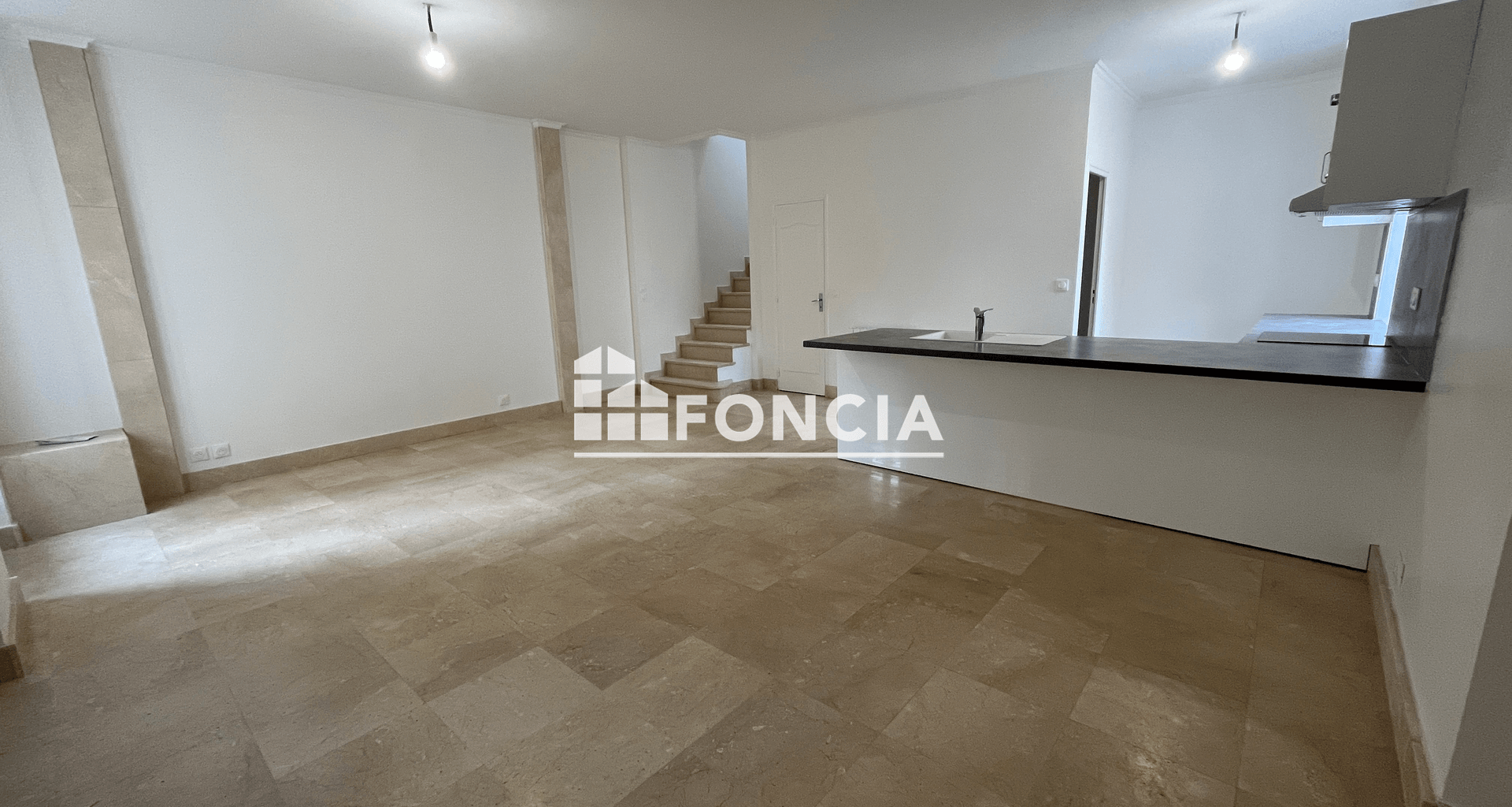 Maison 4 pièces (80.17 m²) à louer - Mandres-les-roses (94520)